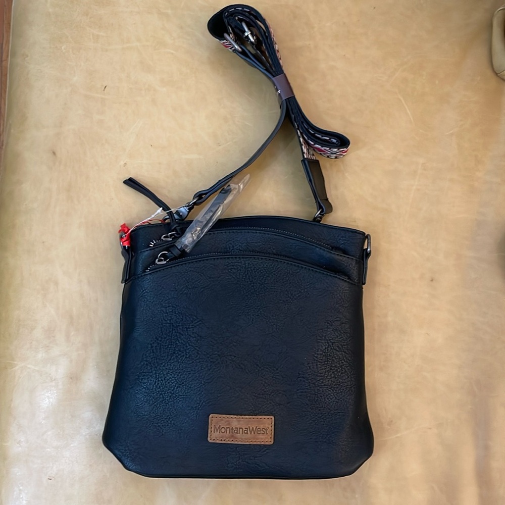 MONTANA WEST Multi Zip Pocket Large Crossbody Bag In Black